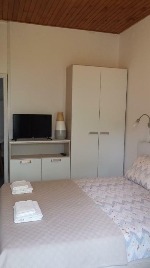 Apartment Dinko Cres Exterior foto